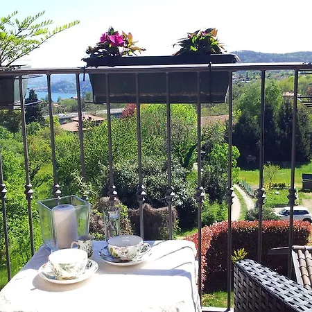 Bed & Breakfast L'attico Di Maru Nebbiuno