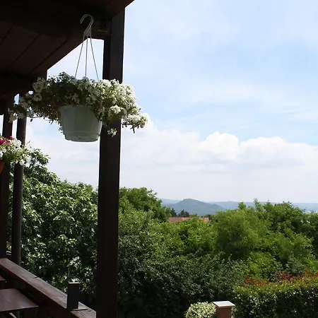Bed & Breakfast L'attico Di Maru Nebbiuno
